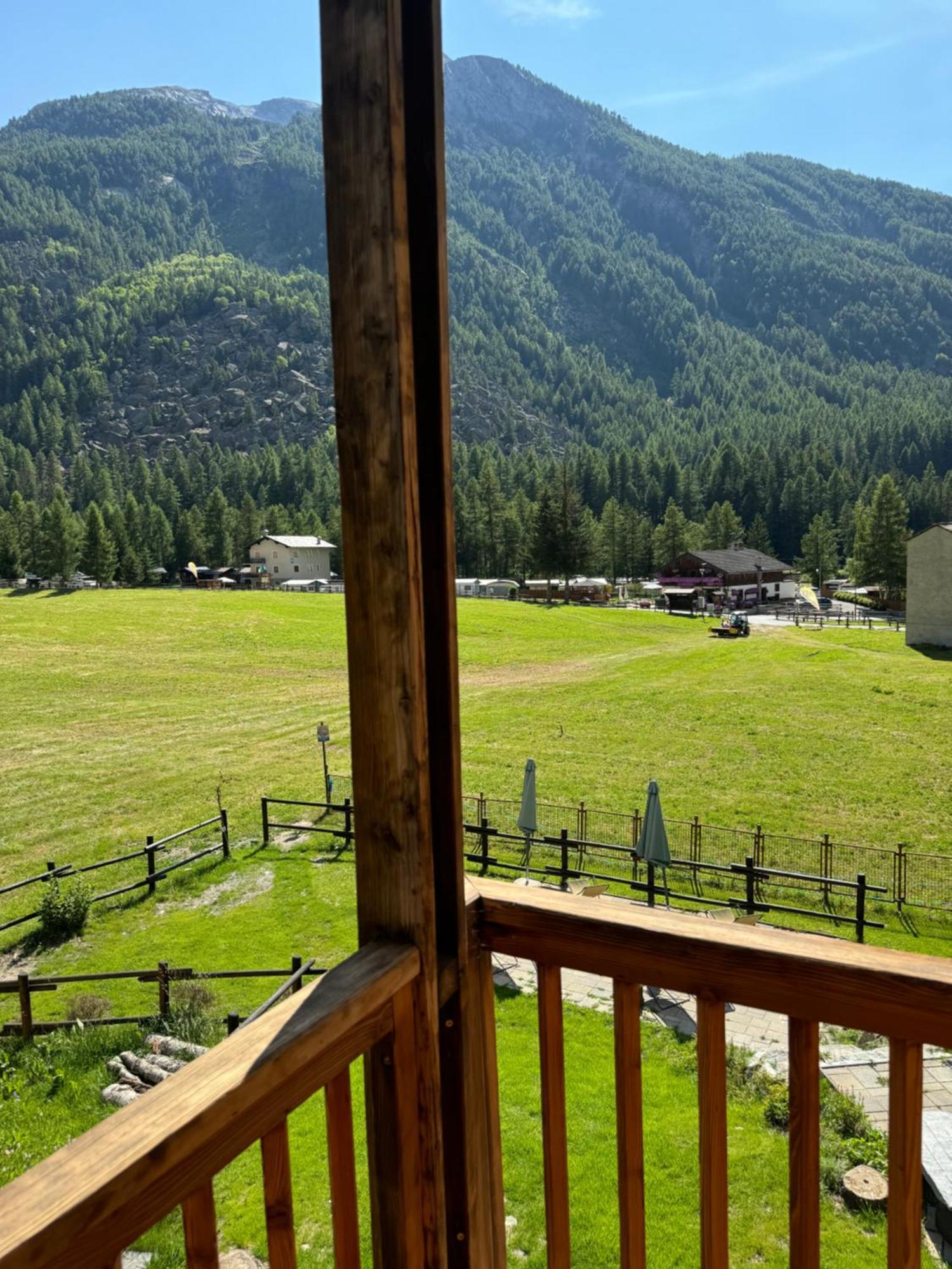 Hotel Ondezana Cogne Buitenkant foto