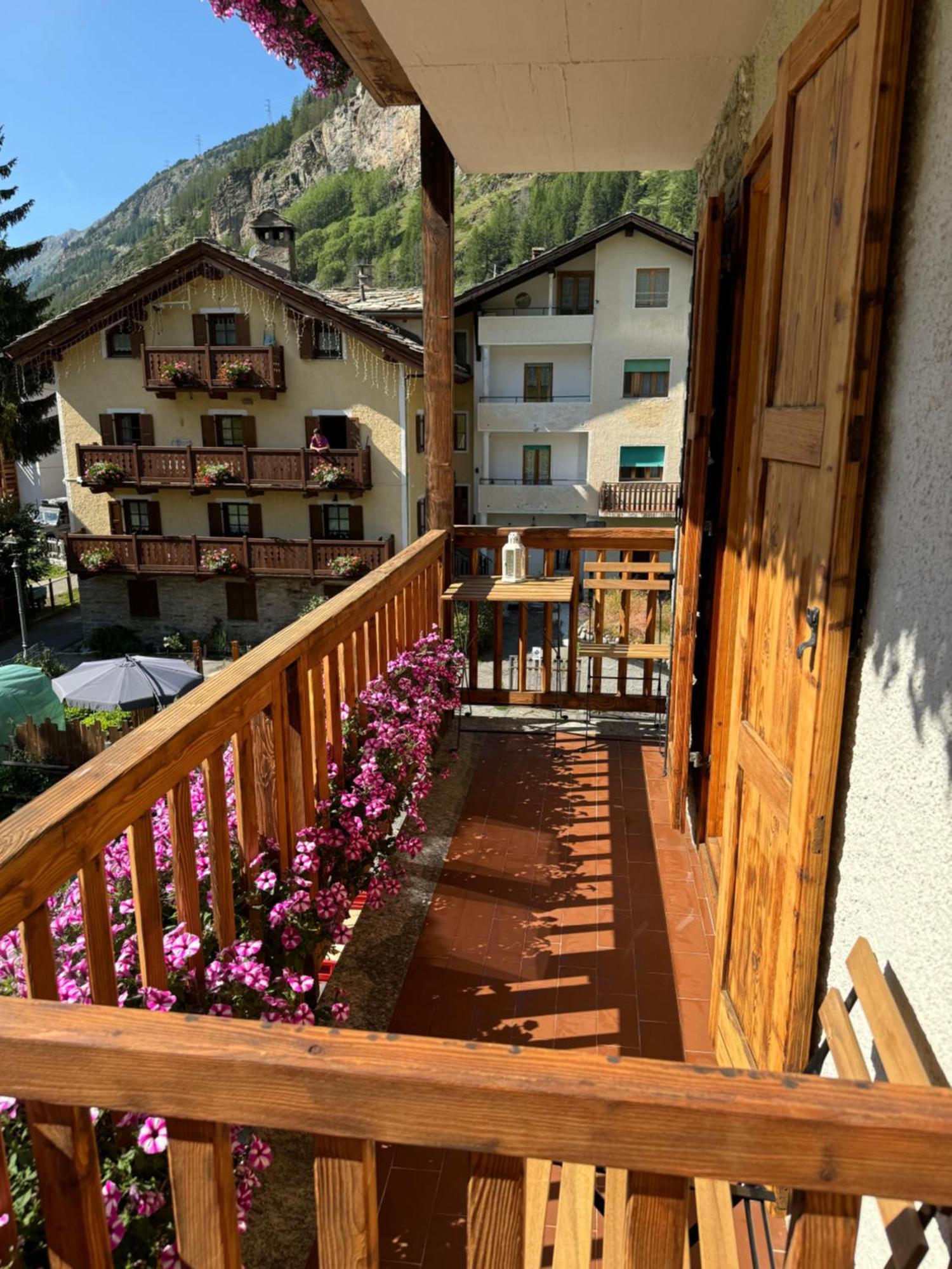 Hotel Ondezana Cogne Buitenkant foto